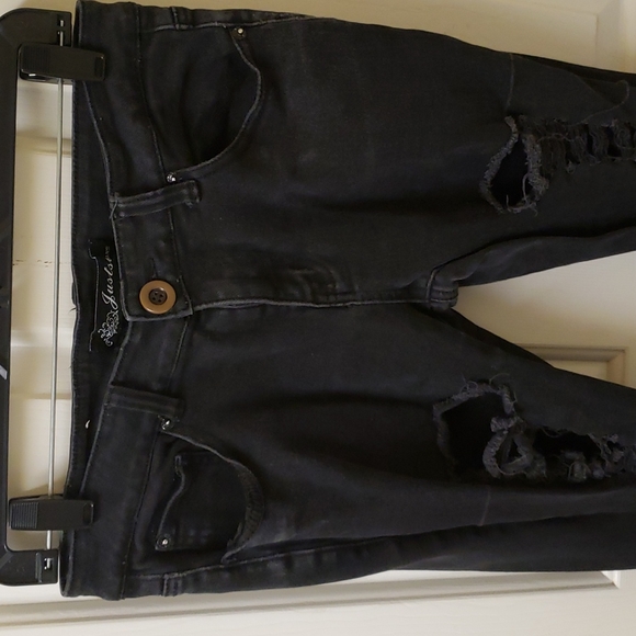 Justso Skinny Jeans - Picture 2 of 5